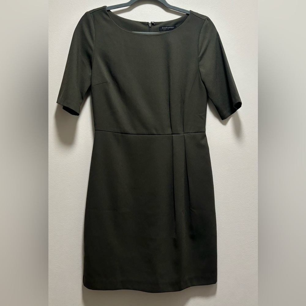 Banana Republic Factory. Dress.